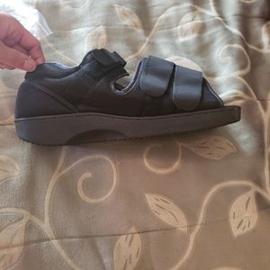 Procare square toe post op shoe